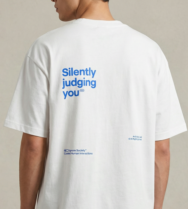 Silently judging you - T-Shirt